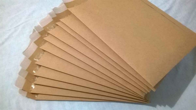 Envelope papel kraft